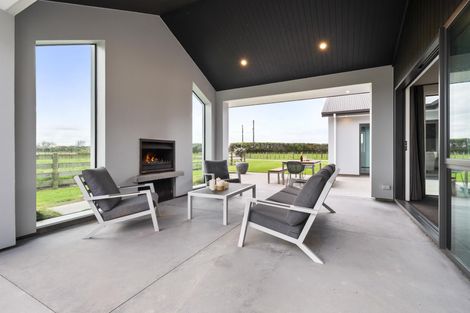 Photo of property in 170 Shirriffs Road, Awapuni, Palmerston North, 4412