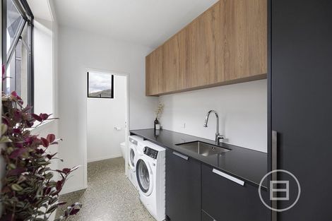 Photo of property in 52 Cunninghams Drive, Jacks Point, Queenstown, 9371