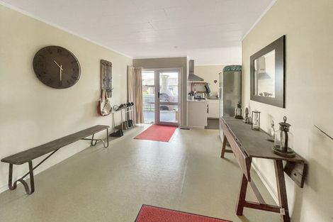 Photo of property in 26 Hillcrest Street, Tirau, 3410