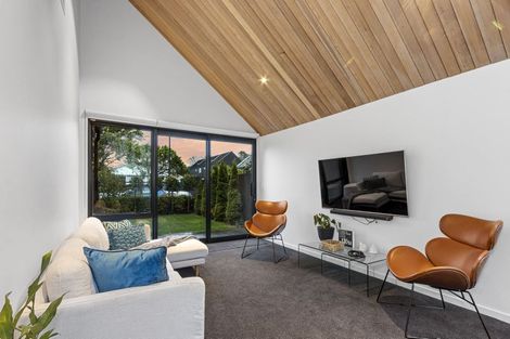 Photo of property in 18 Clissold Street, Merivale, Christchurch, 8014