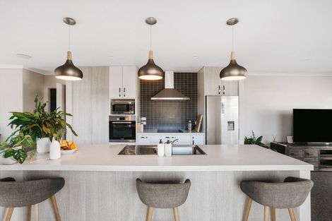 Photo of property in 63 Bert Wall Drive, Omokoroa, 3114