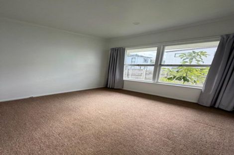 Photo of property in 2/405 Lake Road, Takapuna, Auckland, 0622
