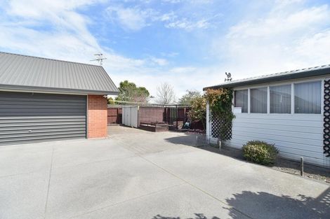 Photo of property in 7 Creese Place, Redwood, Christchurch, 8051