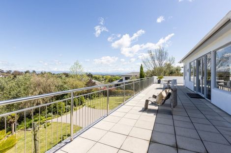 Photo of property in 79 Hikanui Drive, Havelock North, 4130