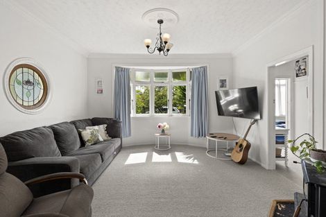 Photo of property in 27 Cumbrae Place, Aramoho, Whanganui, 4500