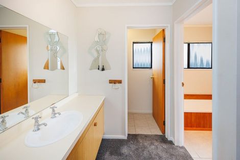 Photo of property in 5 Leander Place, Milson, Palmerston North, 4414