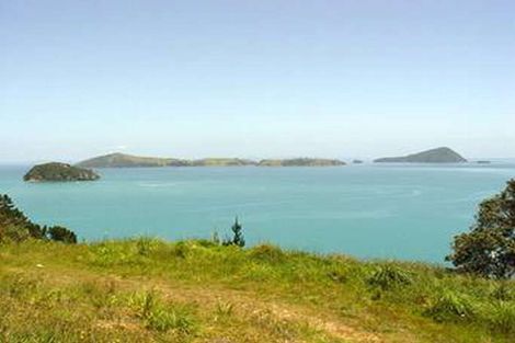 Photo of property in 1002 Wyuna Bay Road, Wyuna Bay, Coromandel, 3581