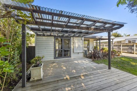 Photo of property in 23 Charles Cross Street, Longburn, Palmerston North, 4412