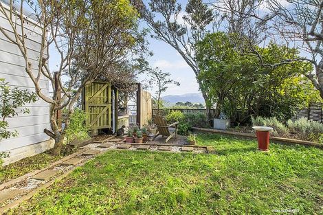 Photo of property in 5 Rydal Place, Southgate, Wellington, 6023