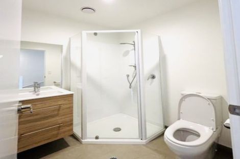 Photo of property in 14/12 Tawa Road, Te Atatu Peninsula, Auckland, 0610