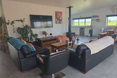 Photo of property in 154 Pukehina Parade, Pukehina, Te Puke, 3189