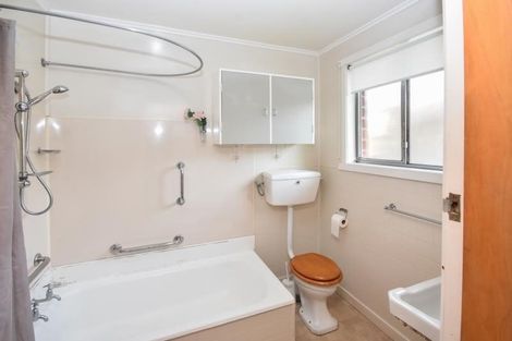 Photo of property in 31 Cliffs Road, Saint Clair, Dunedin, 9012