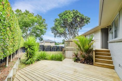 Photo of property in 6 Yeoman Place, Howick, Auckland, 2014