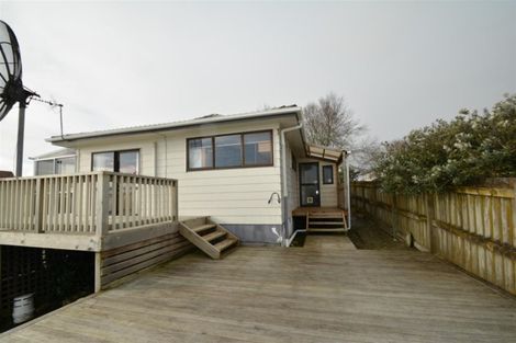 Photo of property in 56 Hollyford Drive, Clover Park, Auckland, 2105