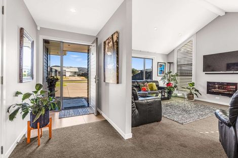 Photo of property in 102 Kupe Drive, Whitianga, 3510