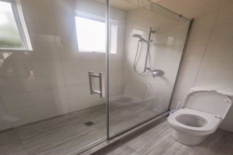 Photo of property in 35 Delaware Crescent, Russley, Christchurch, 8042