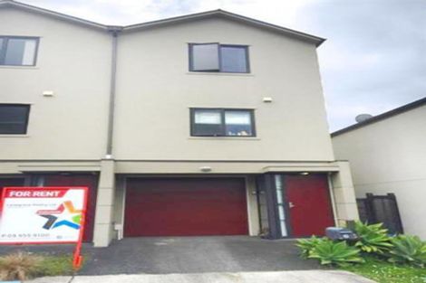 Photo of property in 6 Opito Way, East Tamaki, Auckland, 2013