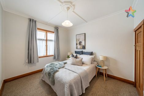 Photo of property in 21 Central Terrace, Alicetown, Lower Hutt, 5010
