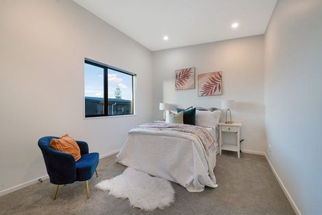 Photo of property in 2/13 Arawa Street, New Lynn, Auckland, 0600