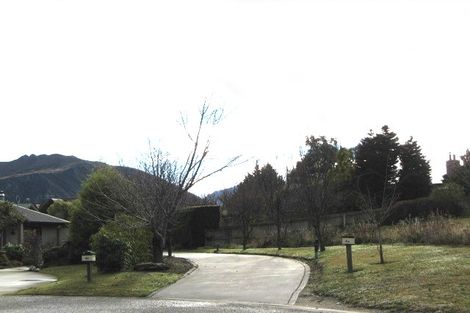 Photo of property in 4a Roto Place, Wanaka, 9305