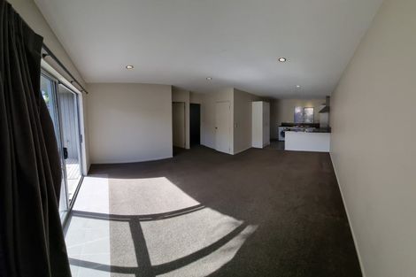 Photo of property in 1/48 Taharoto Road, Takapuna, Auckland, 0622