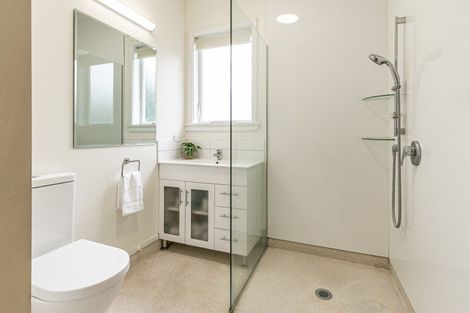 Photo of property in 64 Khandallah Road, Ngaio, Wellington, 6035