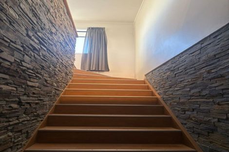 Photo of property in 2/35 Bramley Drive, Farm Cove, Auckland, 2012