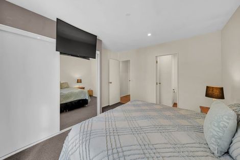 Photo of property in 32a Berkshire Drive, Avonhead, Christchurch, 8042