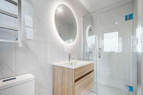 Photo of property in 4/800 Chapel Road, Northpark, Auckland, 2016