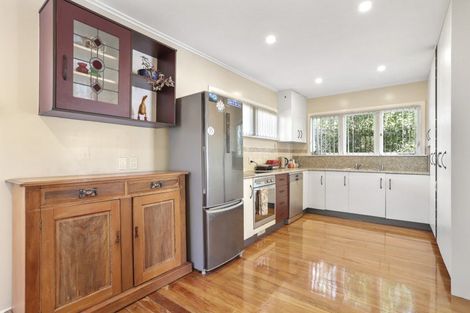 Photo of property in 200 Henderson Valley Road, Henderson, Auckland, 0612