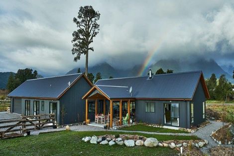 Photo of property in 2 Williams Drive, Fox Glacier, 7886
