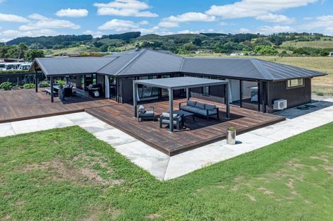 Photo of property in 137 Kereru Road, Maraekakaho, Hastings, 4171