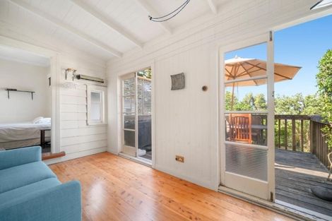 Photo of property in 195 Hinemoa Street, Birkenhead, Auckland, 0626