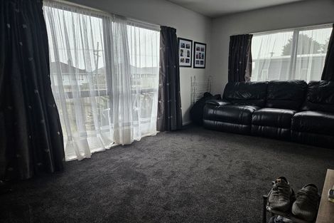 Photo of property in 56 Bower Avenue, New Brighton, Christchurch, 8083