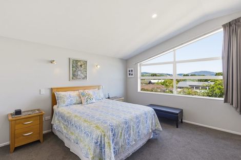 Photo of property in 91 Seaview Road, Paraparaumu Beach, Paraparaumu, 5032
