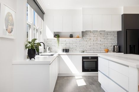 Photo of property in 22 Thornton Road, Cambridge, 3434