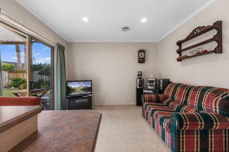 Photo of property in 69 Gravatt Road, Papamoa Beach, Papamoa, 3118
