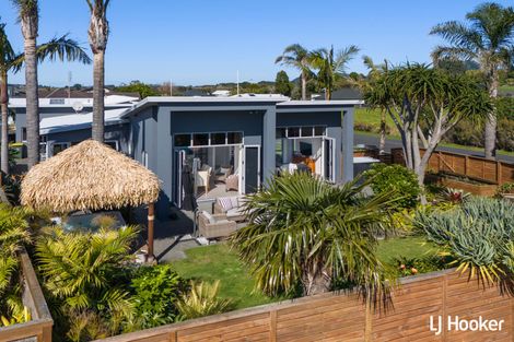 Photo of property in 63 Citrus Avenue, Waihi Beach, 3611