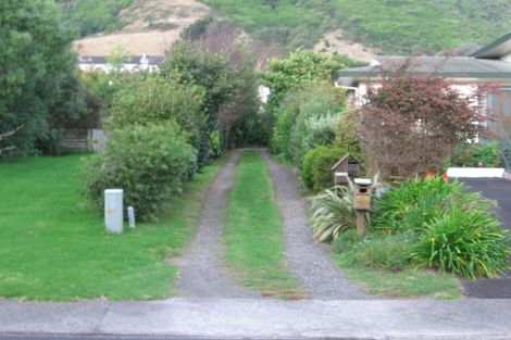 Photo of property in 49a Huia Street, Waikanae, 5036