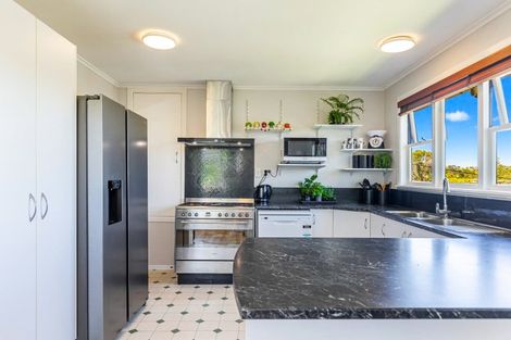 Photo of property in 21 Salem Place, Torbay, Auckland, 0630