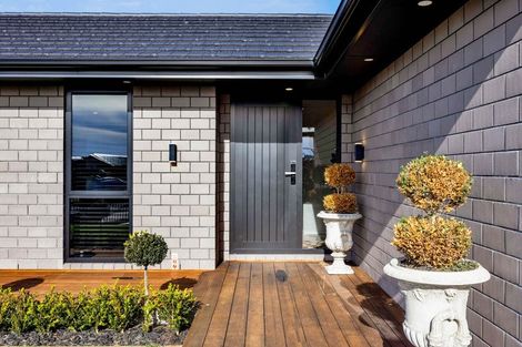 Photo of property in 11 Rua Place, Bell Block, New Plymouth, 4312