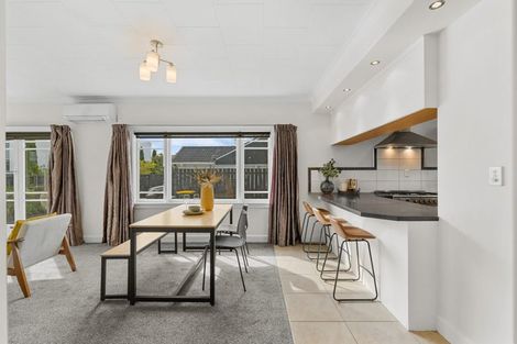 Photo of property in 15 Roa Road, Fendalton, Christchurch, 8041