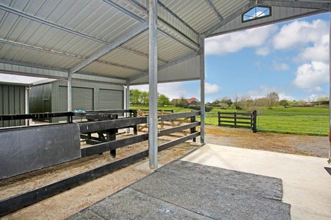 Photo of property in 225 Laing Road, Karaka, Papakura, 2580