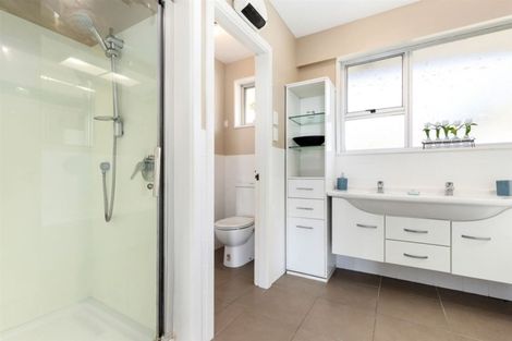 Photo of property in 353 Marine Parade, New Brighton, Christchurch, 8061