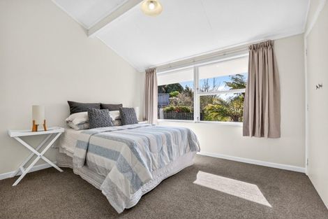 Photo of property in 18 Totara Drive, St Andrews, Hamilton, 3200
