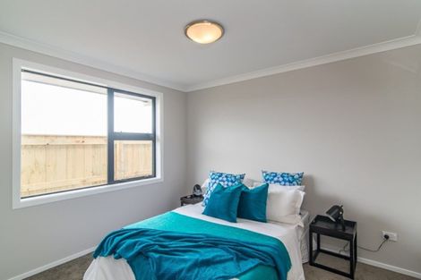 Photo of property in 1 Seagrass Place, Otaki Beach, Otaki, 5512