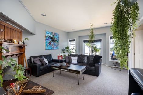 Photo of property in 15 Rawhiti Street, Vogeltown, New Plymouth, 4310