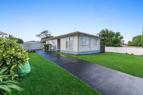 Photo of property in 444 Roscommon Road, Clendon Park, Auckland, 2103