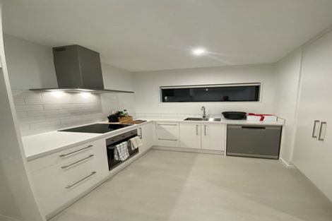 Photo of property in 60 Katikati Drive, Manurewa, 2102