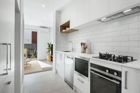 Photo of property in 53 Ngakoro Road, Karaka, Papakura, 2113